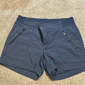 Athleta hiking shorts size 12.